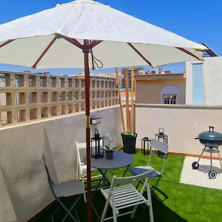 Crishome Bbq Parking Y Bicis * Malaga